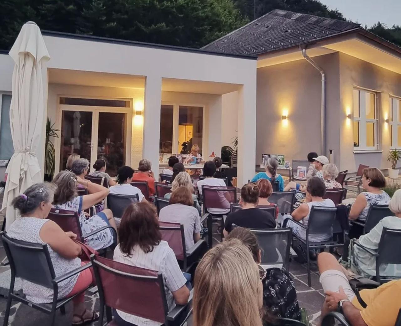 Bibliothekar Lehrgang in Strobl am Wolfgangsee - 2025