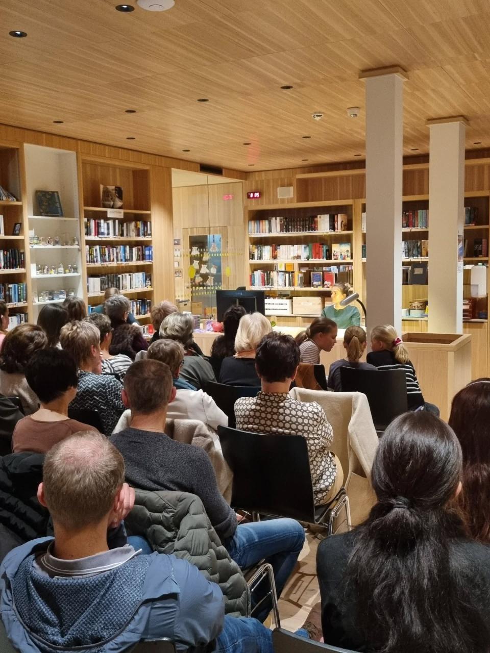 Bücherei Brixlegg - Lesung mit Nina Herbst - 2026